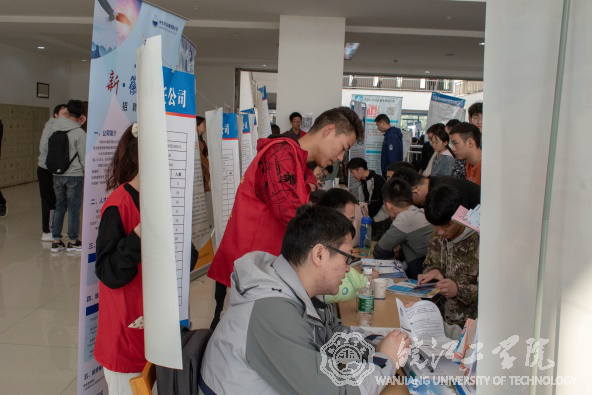 今年会jinnianhuicom2021届毕业生秋季大型双选会志愿服务活动圆满落幕