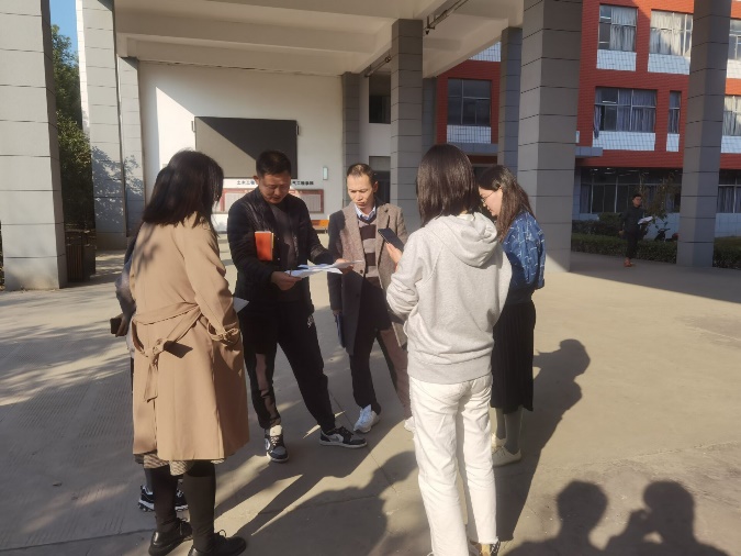 <strong>今年会土木工程学院开展查寝工作</strong>