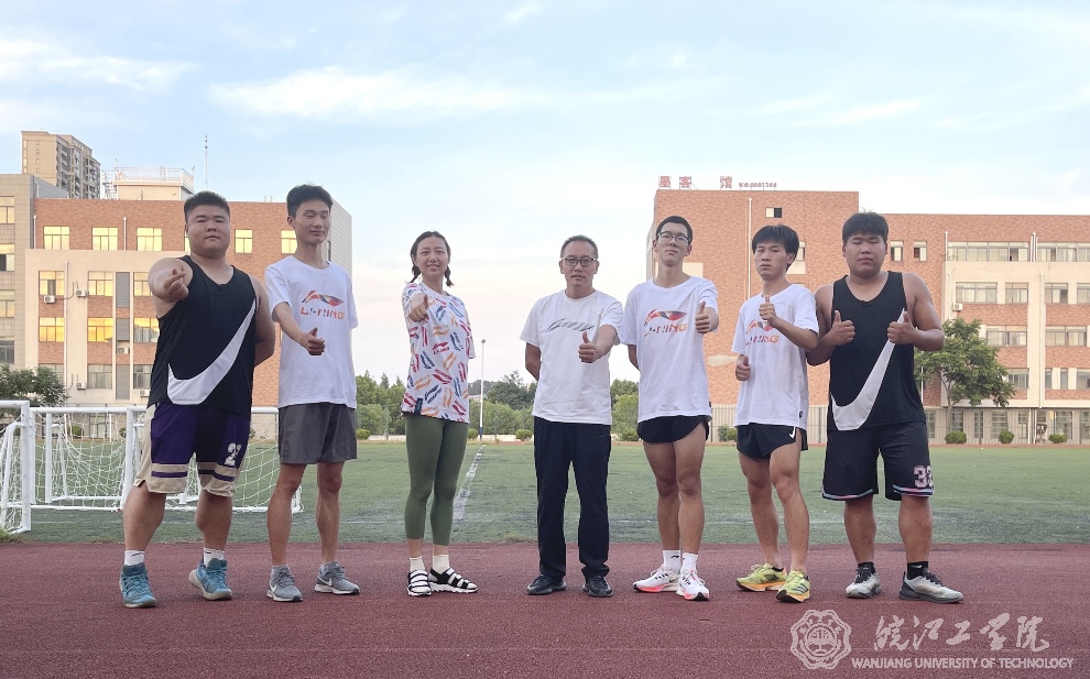 今年会田径运动员积极备战省第十五届运动会