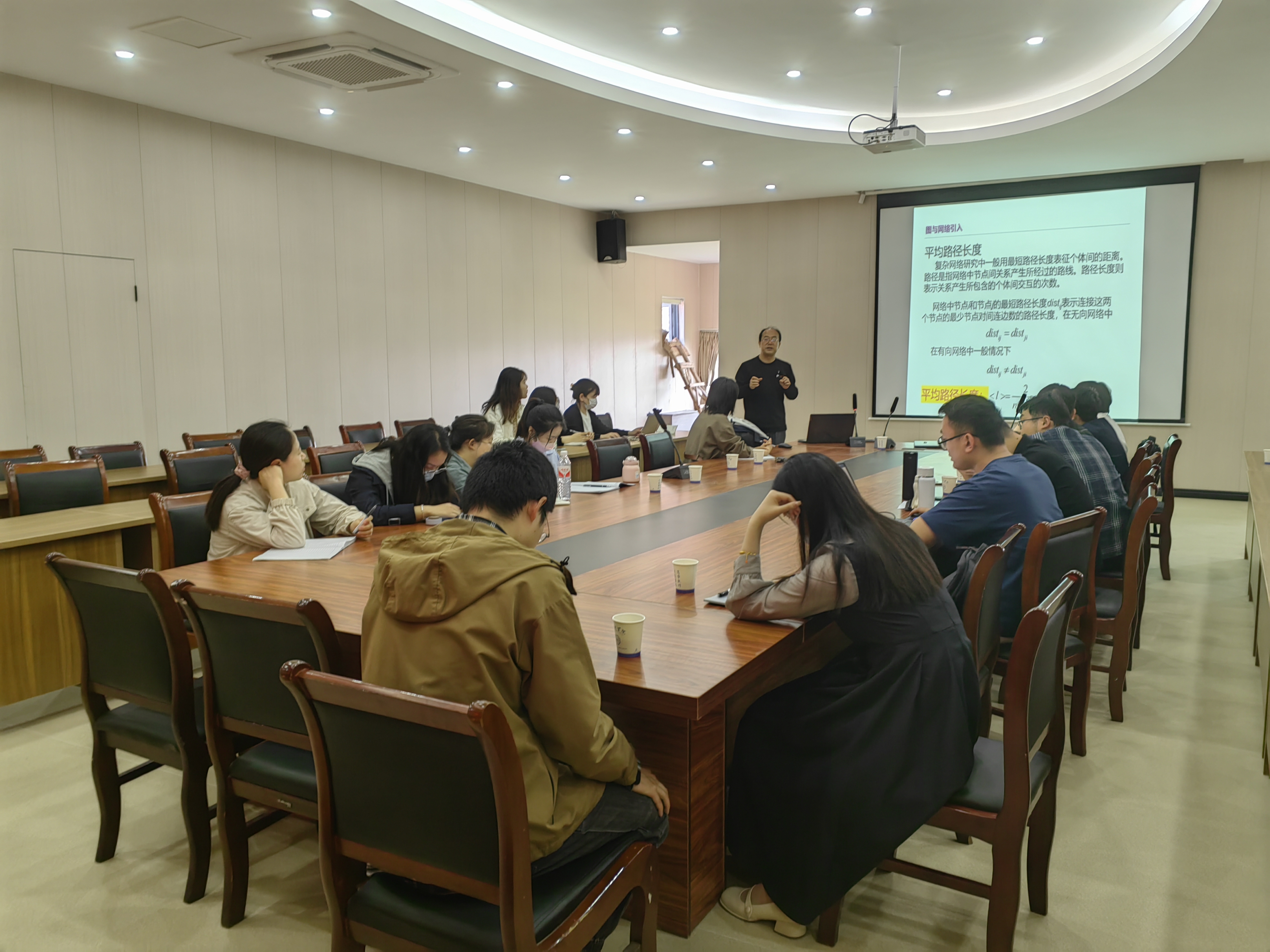 安徽工业大学胡钢教授莅临今年会计算机与人工智能学院开展讲座
